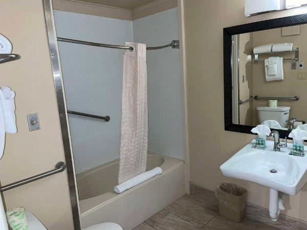 Best Western Bennington image 8